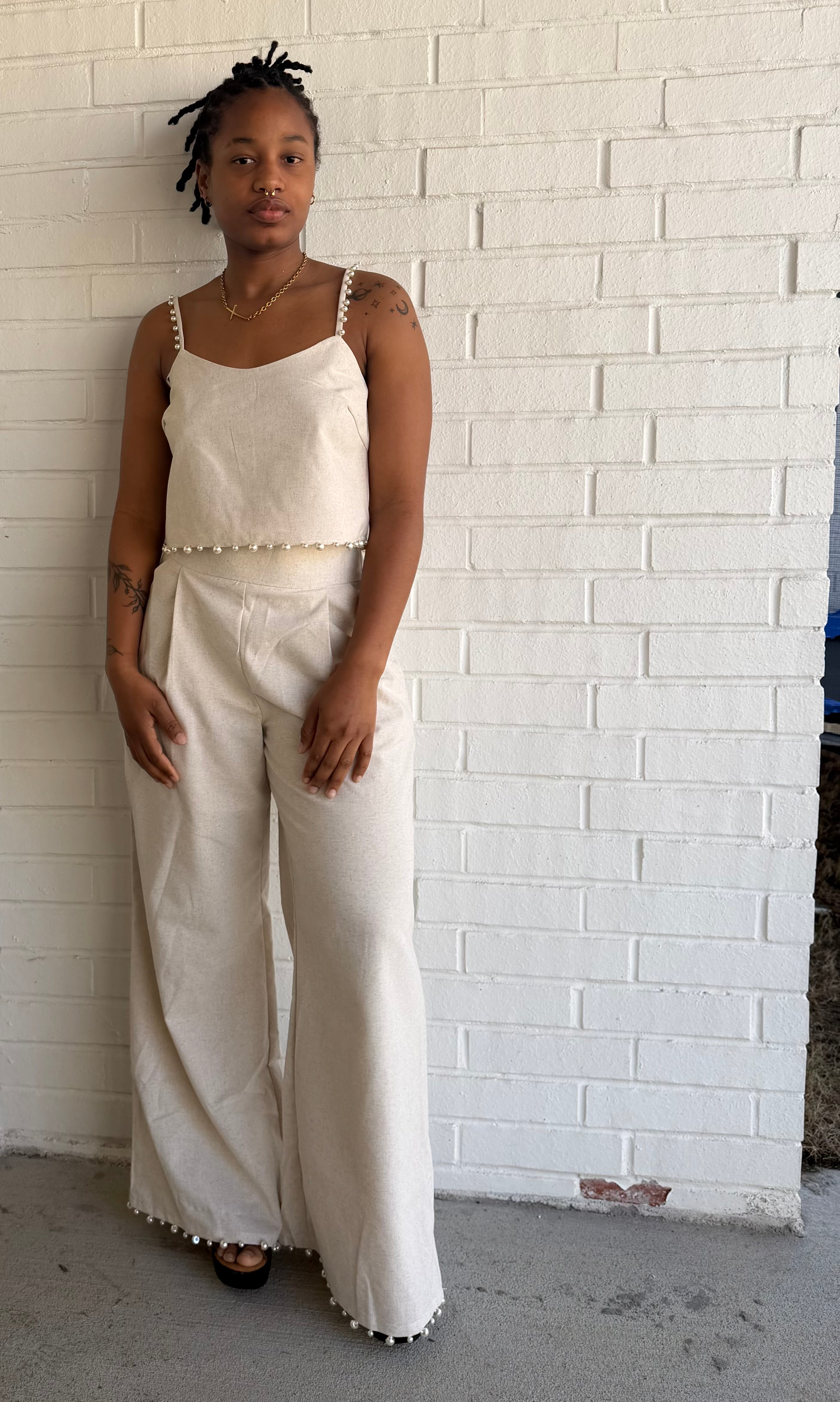 pearl-trimmed linen blend crop top